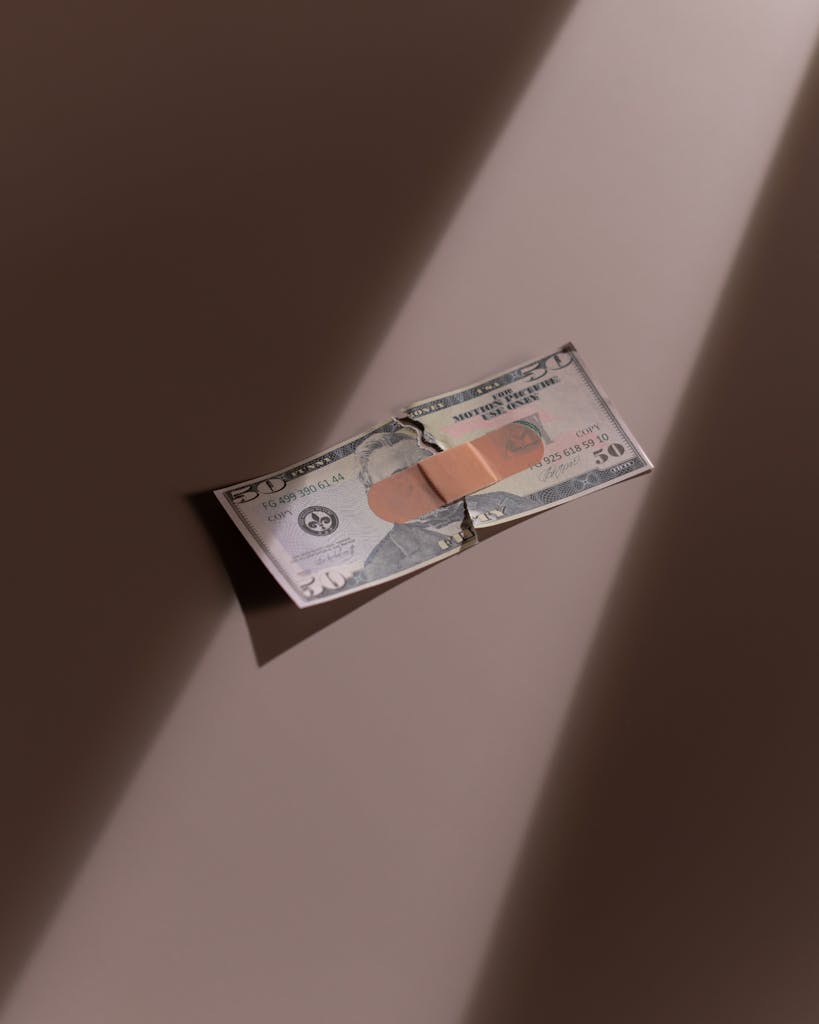 Czy istnieje możliwość prowadzenia egzekucji przeciwko dłużnikowi, którego miejsce pobytu nie jest znane?